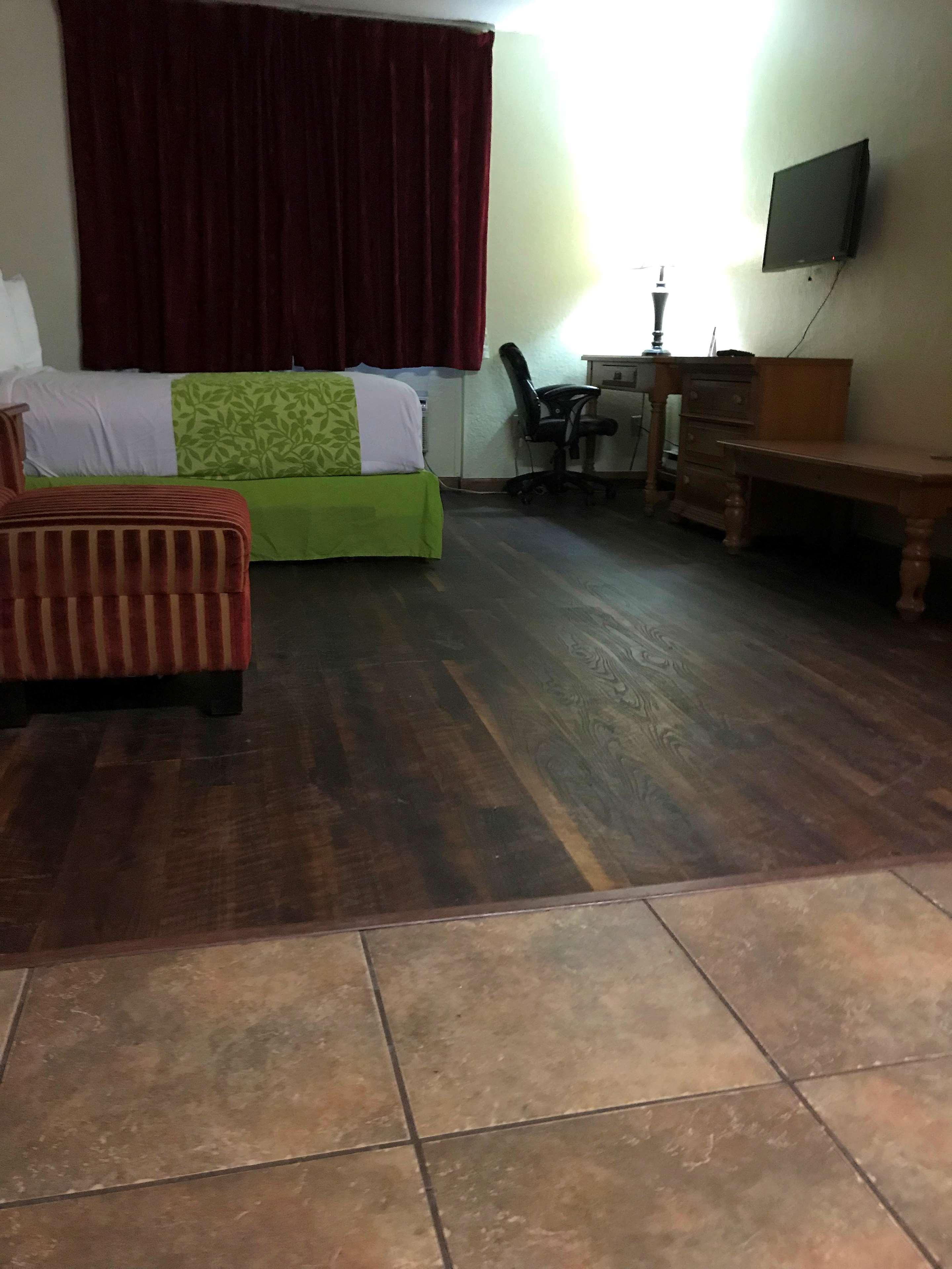 Americas Best Value Inn&Suites Anchorage Airport Extérieur photo